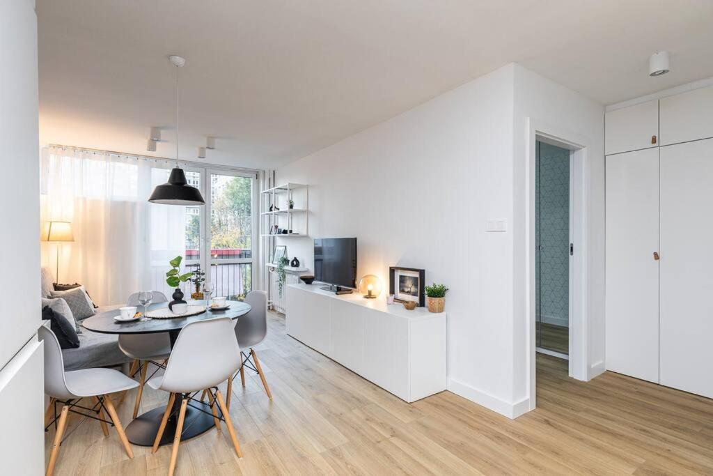 Superapart Jana Pawla Ii, Apt 302 Cozy Urban Retreat, Perfect For Couples Varsovia Exterior foto